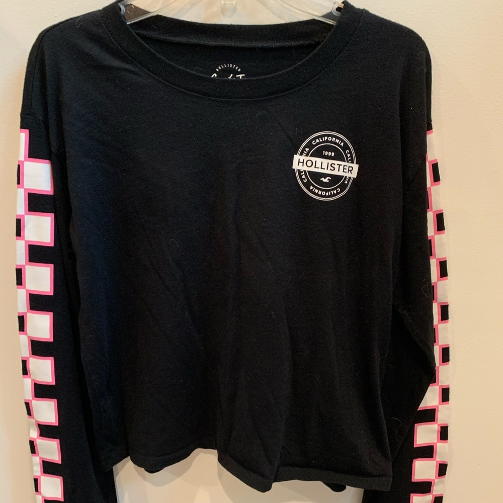 Hollister Long Sleeve Checkered Crop Top